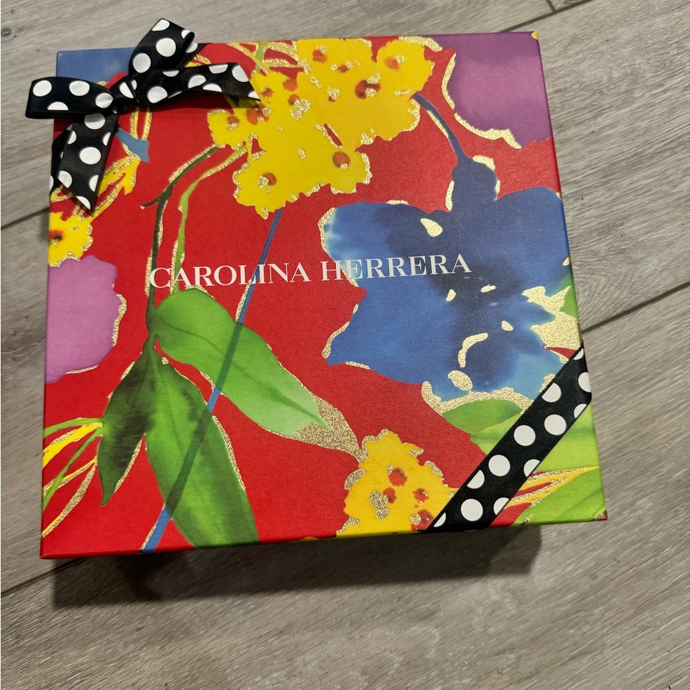 Carolina Herrera Floral Gift Box